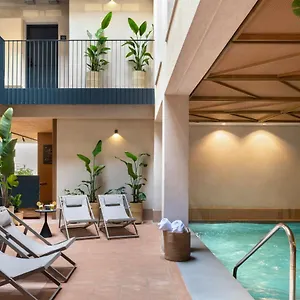 Casa de Férias Rincones De Lola - Castilla 91 - Shared Jacuzzi, Sevilha